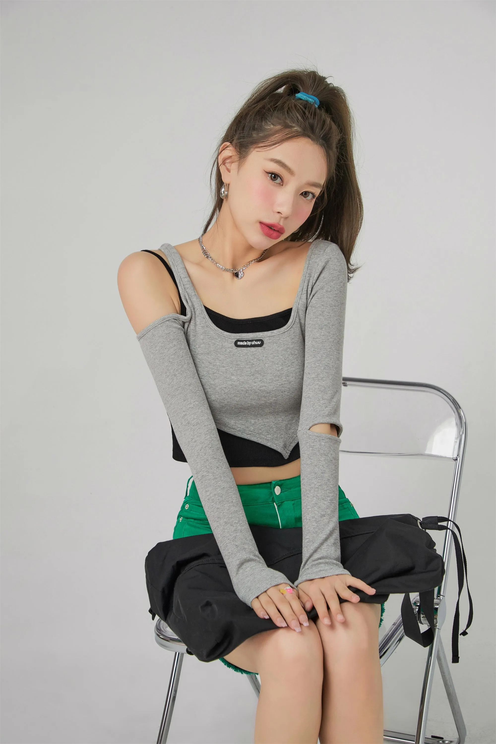 2-Layer Unbalanced Long-Sleeved Top