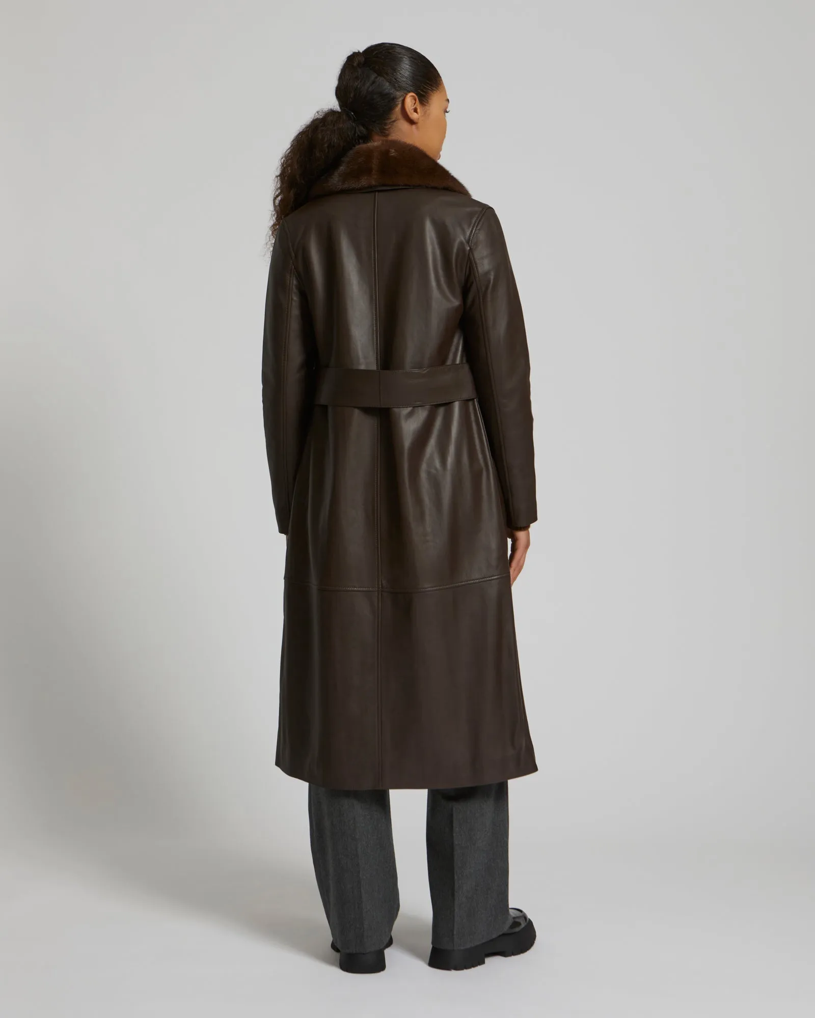 Lamb leather coat with a mink fur collar