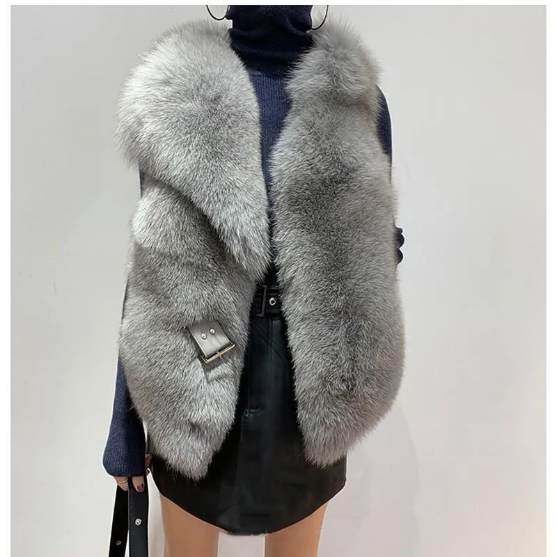 Luxurious Fox Fur Vest â€“ Elegant High Fashion for Winter