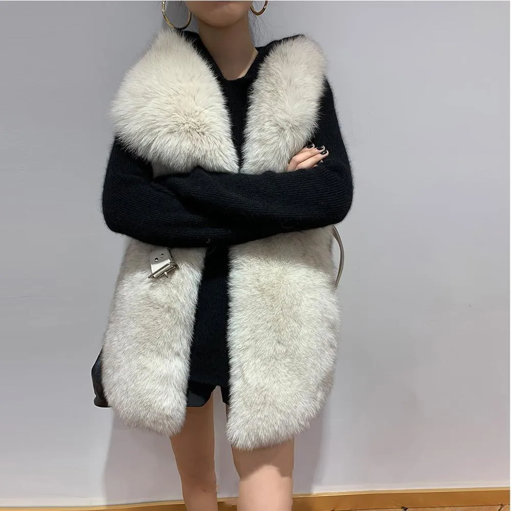 Luxurious Fox Fur Vest â€“ Elegant High Fashion for Winter