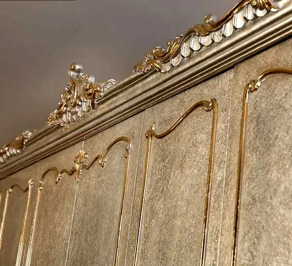 Luxury European Style Hand Carving Wardrobe