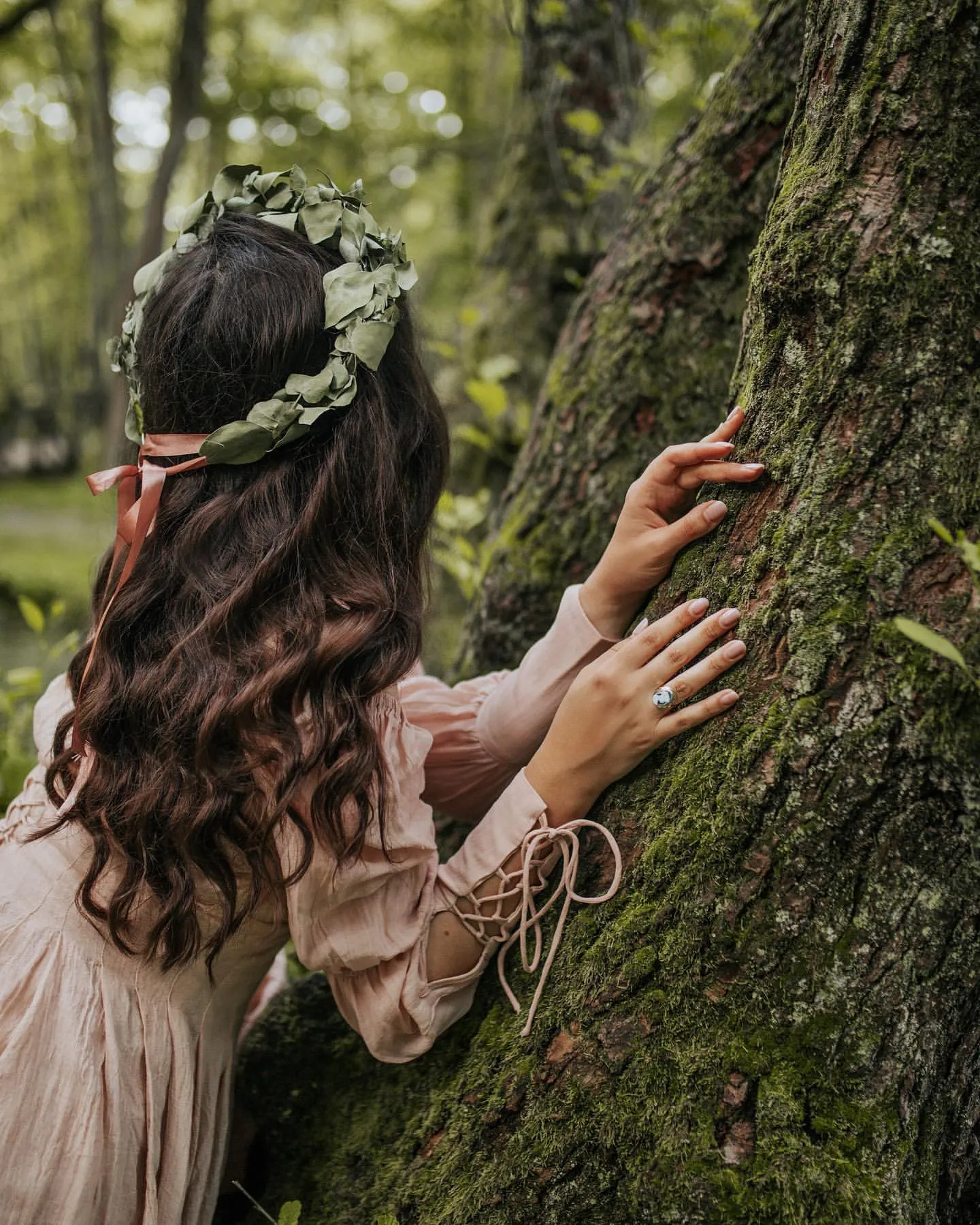 Sakura 21 | Lace-up maxi linen dress