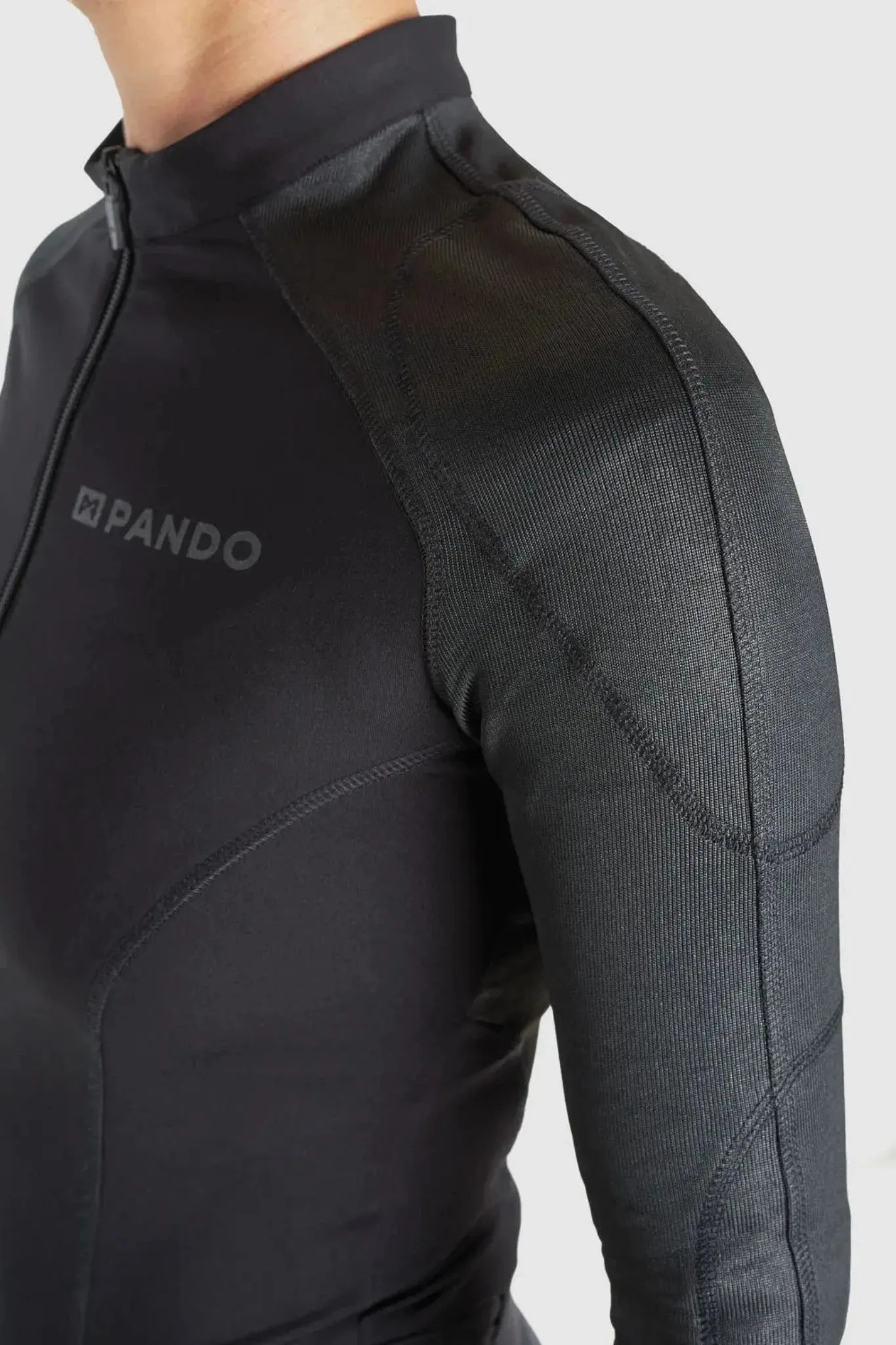 SHELL WW BLACK – Lady Armored Motorcycle Baselayer / Body