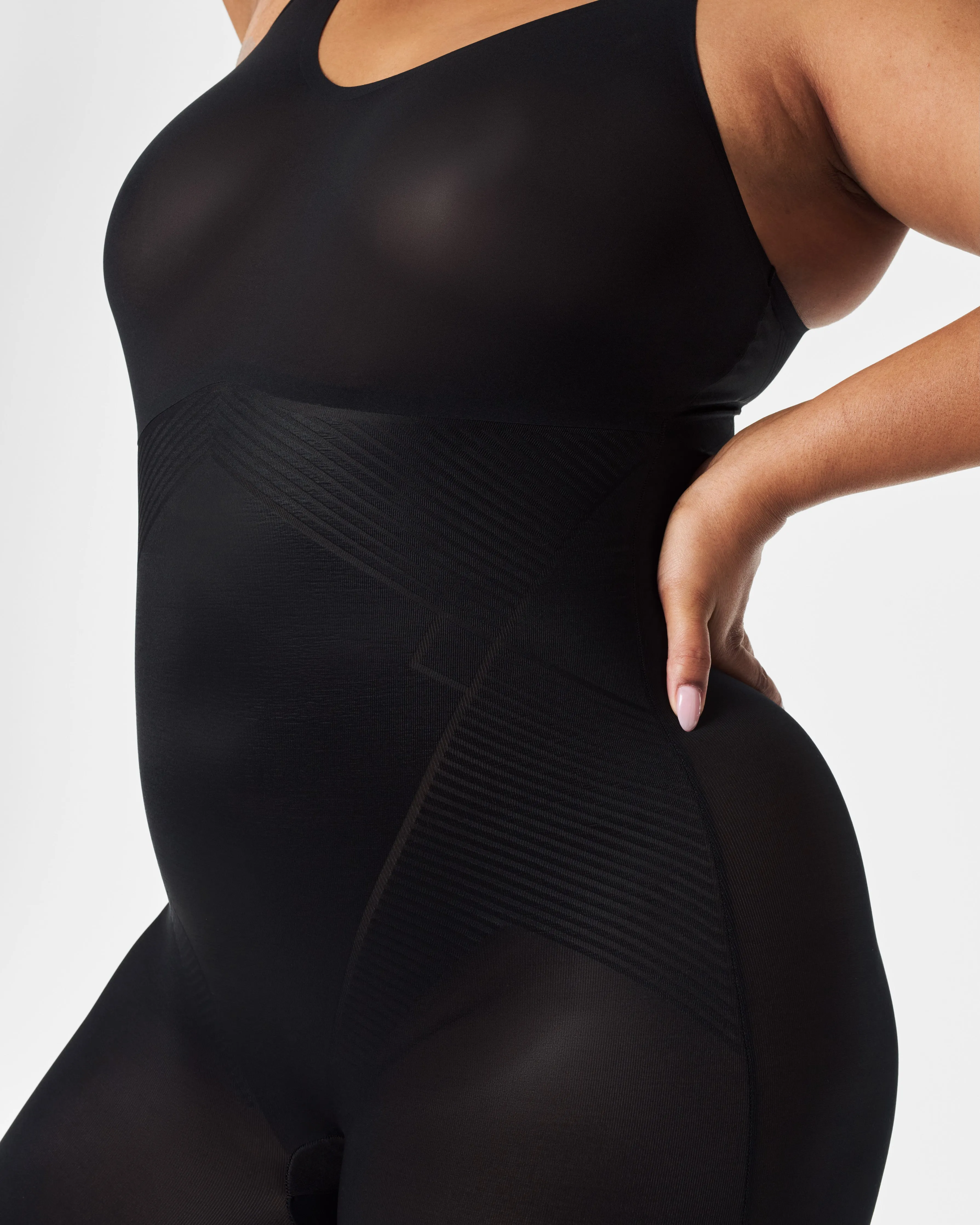 SPANXshape™ Invisible Mid-Thigh Bodysuit