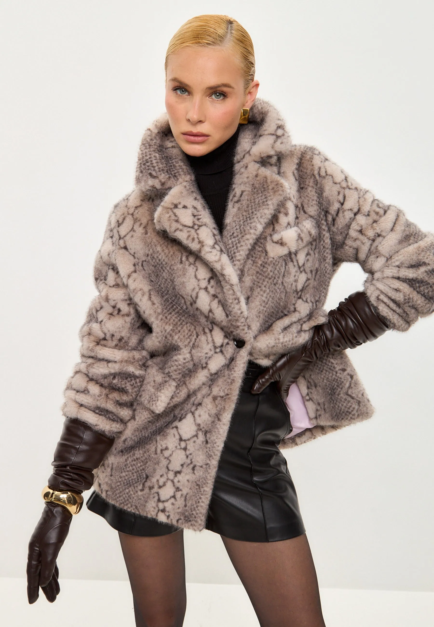 Stylish Beige Snake Print Faux Fur Coat Niuvis - Beige