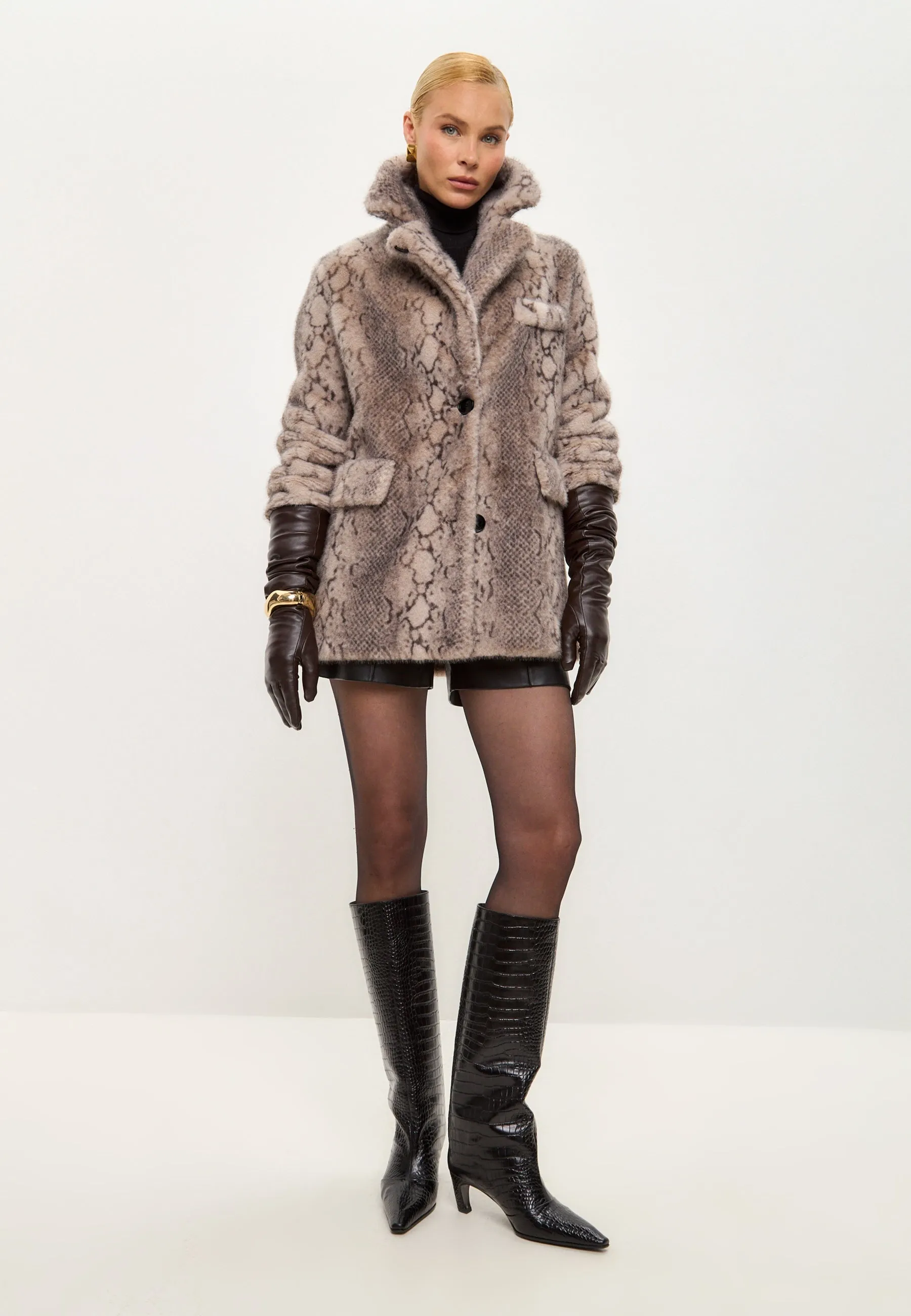 Stylish Beige Snake Print Faux Fur Coat Niuvis - Beige