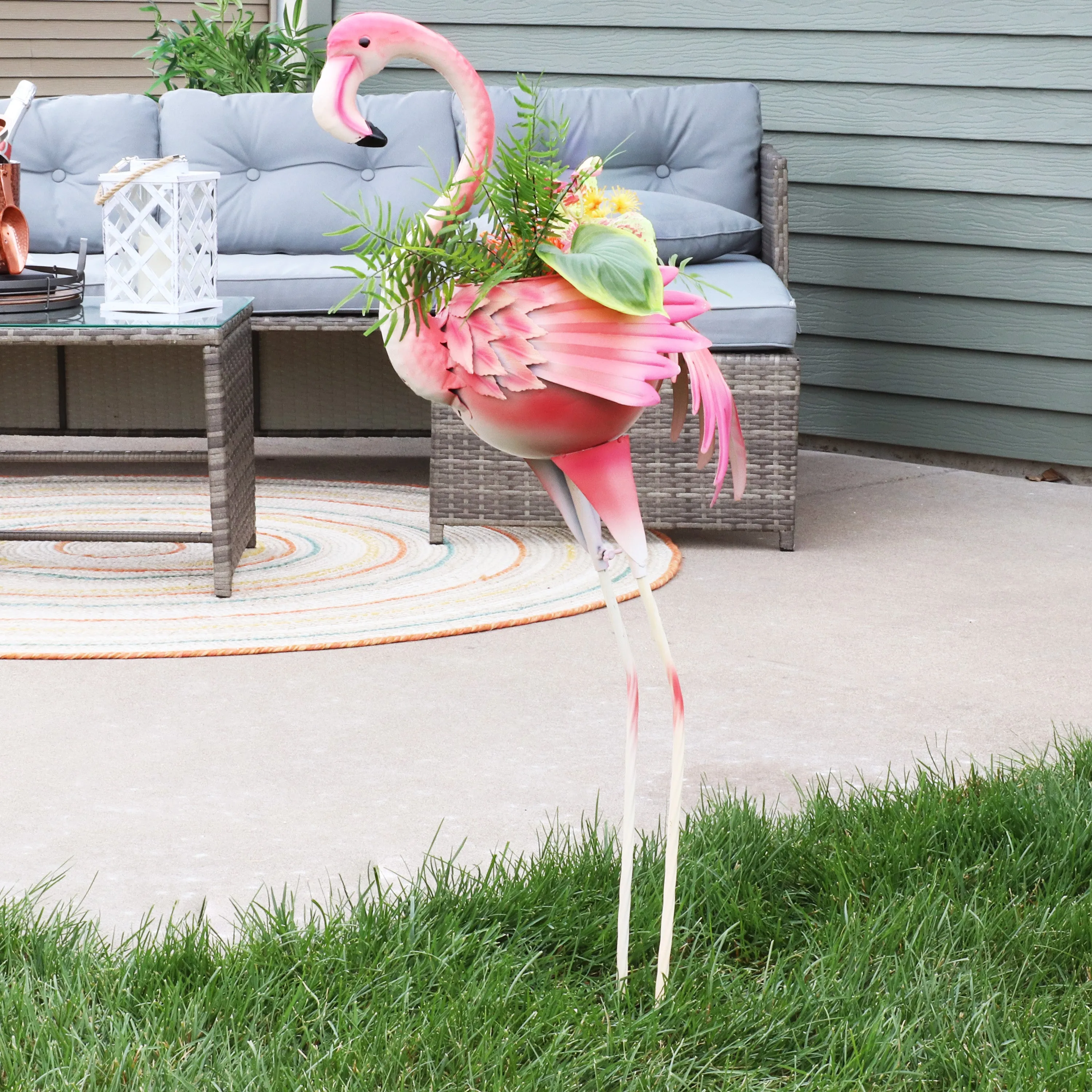 Sunnydaze Pink Flamingo Metal Outdoor Garden Statue with Flowerpot