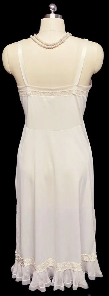 *VINTAGE FANCY TOP FORM NYLON TRICOT SLIP WITH PLEATS, SATIN TRIM, TULLE & LACE