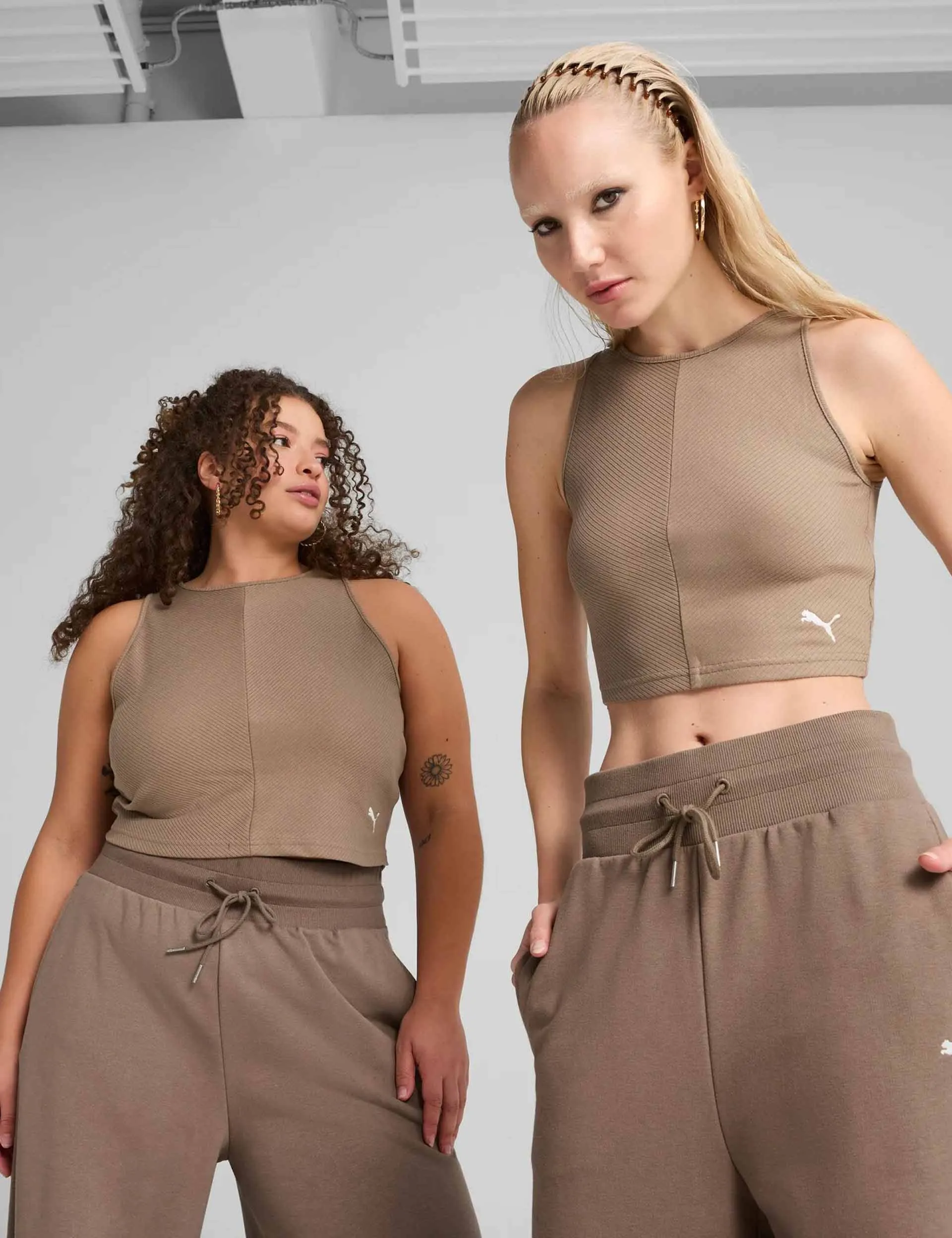 Wardrobe Ess Ribbed Crop Top - Totally Taupe