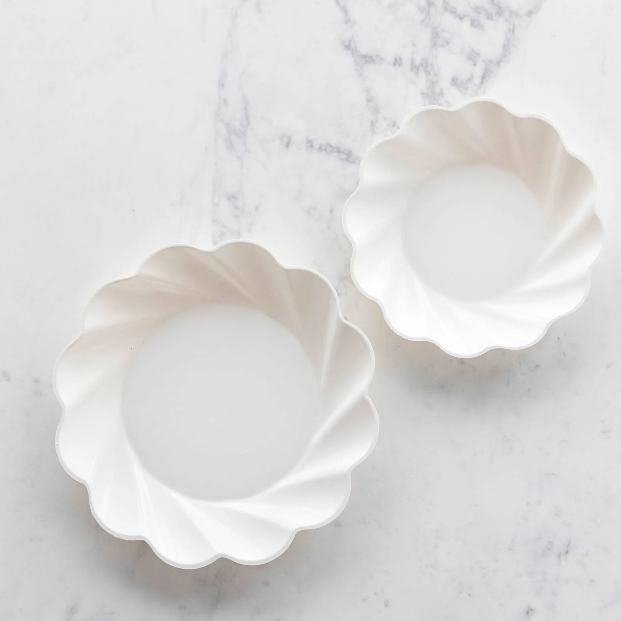 Wavy Eco Cream Plates