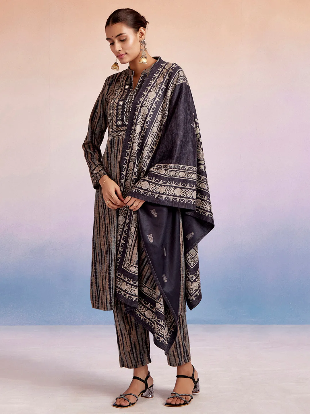 Woolen Printed Kurta Set With Dupatta